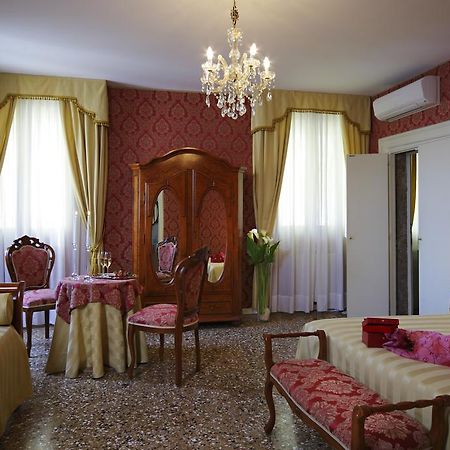 B&B Al Palazzetto Венеция Экстерьер фото