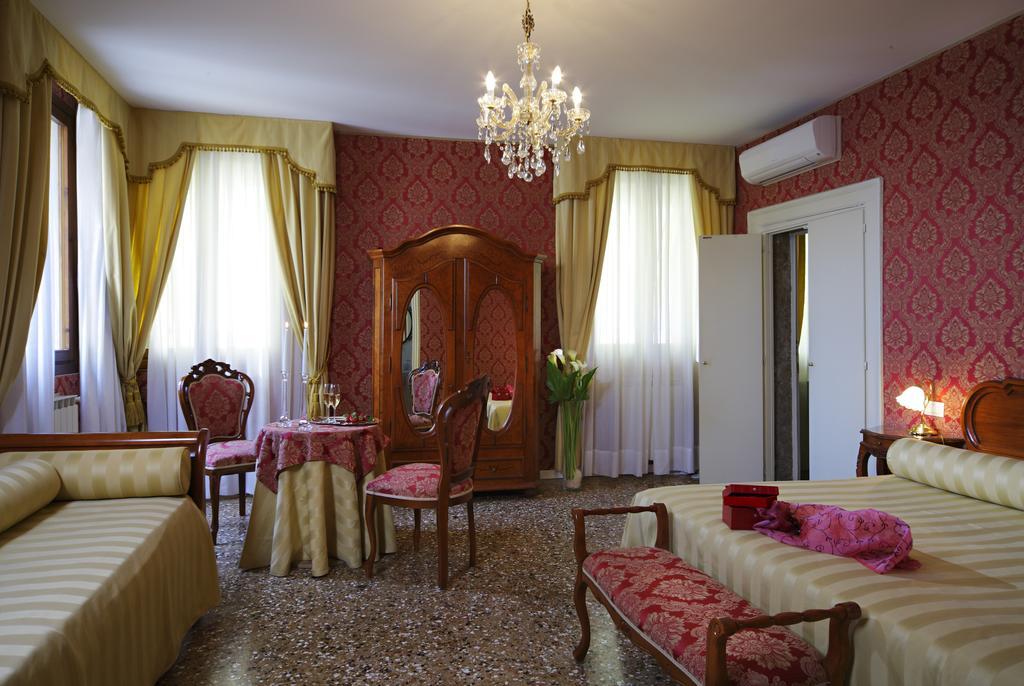 B&B Al Palazzetto Венеция Экстерьер фото